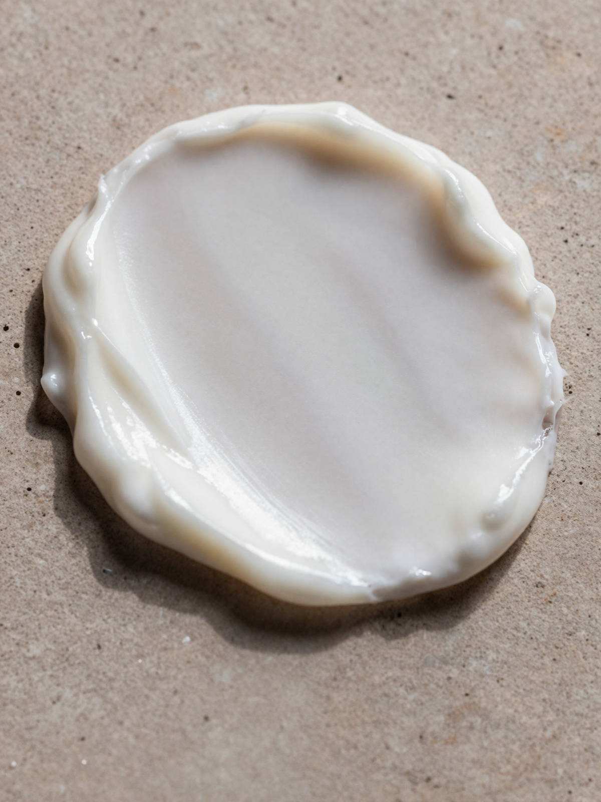 Abib Heartleaf Calming Cream — textura botânica de luxo